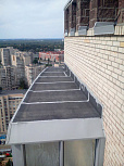 Ремонт крыши балкона оцинковкой - фото 1